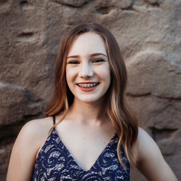 Meet your Posher, Tara - Picture 1 of 1